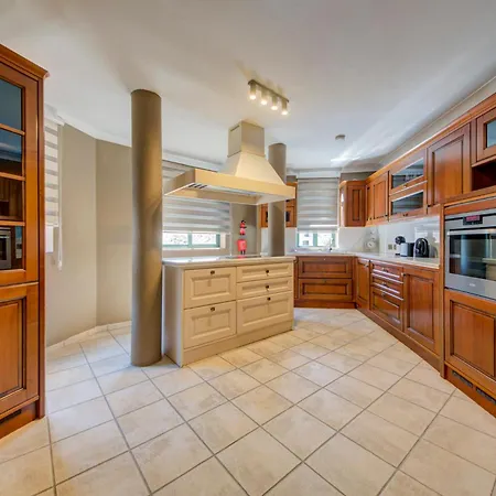 Premium 3br In Swieqi Near St Julians & Shops *